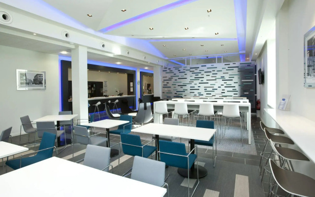 Holiday Inn Express Manchester City Centre Arena by IHG