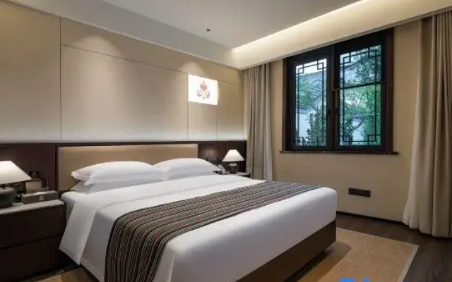 Snowland Dawa Hotel