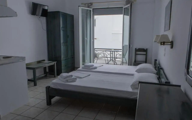 Soula Rooms Tinos