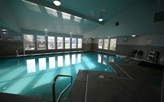 Edgewater Inn and Suites, Ascend Hotel Collection