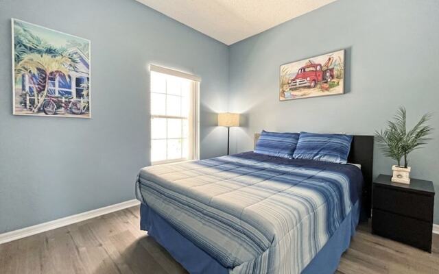 Villa Azul 4 Bedroom Townhouse by RedAwning