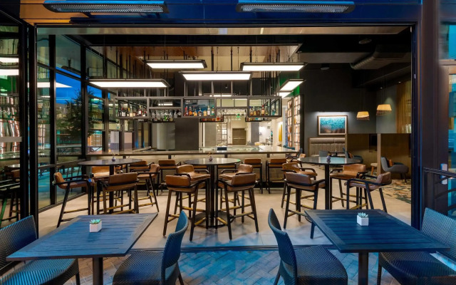 Courtyard by Marriott Atlanta Midtown