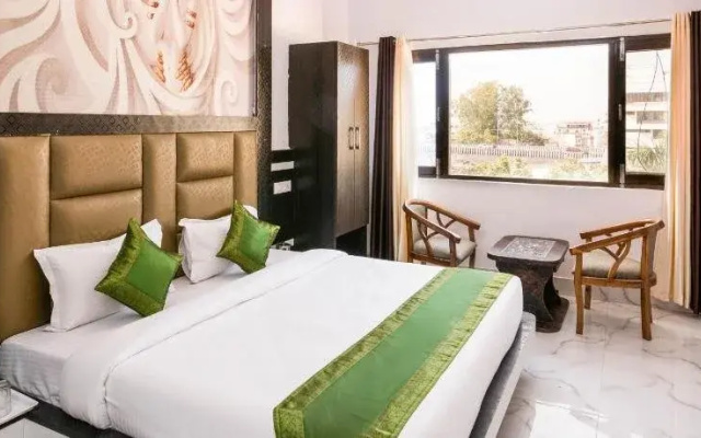 FabHotel Sumanglam