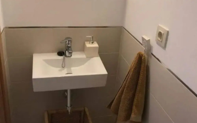 106850 - House in Zahara