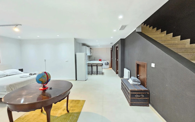 Stylish Luxe House with Garden Marsa