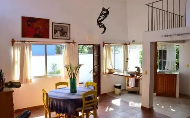 La Casa de las Magnolias