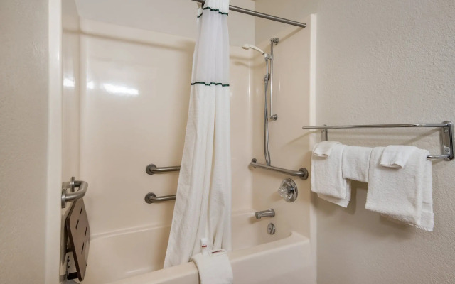 Birch Hill Suites Kansas City – Independence