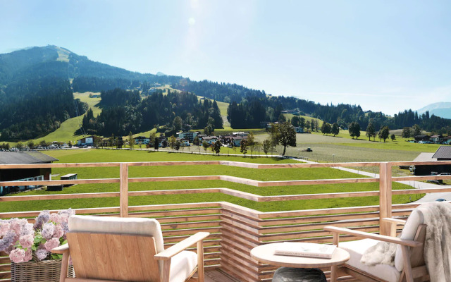 Luxury Penthouse, ski Lift Within Walking Distance