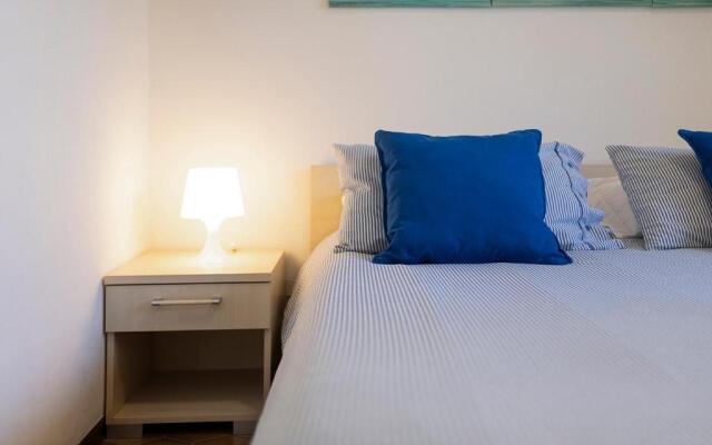 Emanuel Azzurro - Piano Rialzato 4