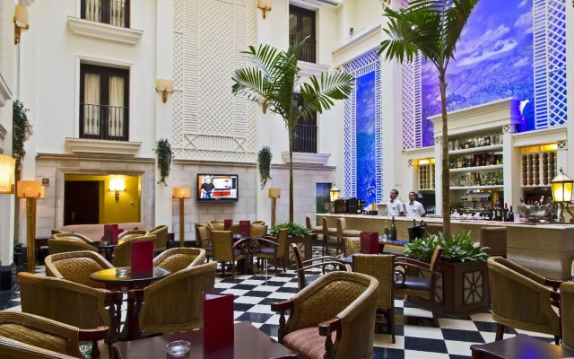 Hotel Saratoga