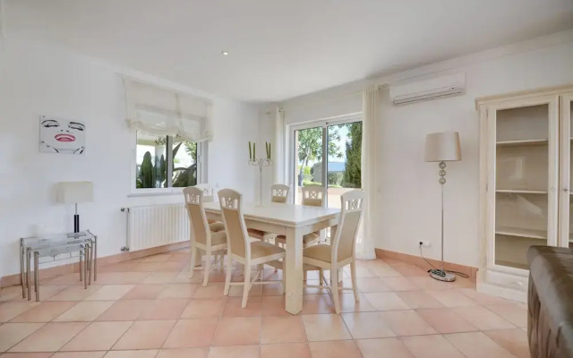 Ria Alvor Luxurious Golf View Villa