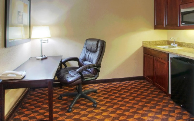 Holiday Inn Express Hotel & Suites Albuquerque Midtown by IHG