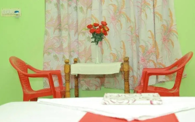 Shirleys Beach Hotel