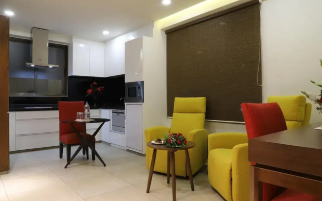 Ebony Residency