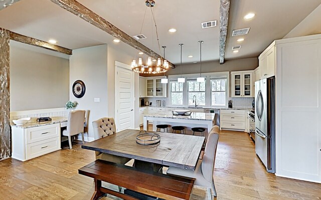 2217 Spicewood - 3 Br Home