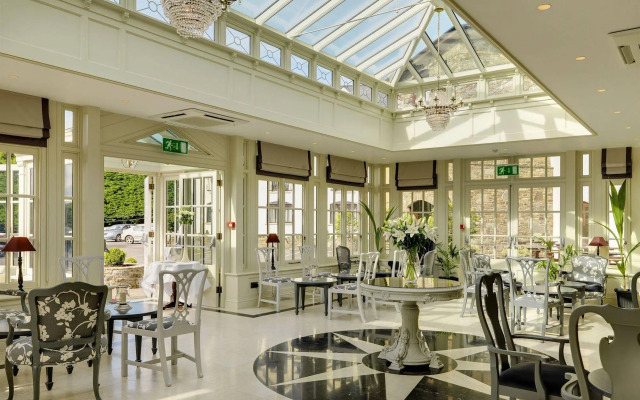 Killarney Heights Hotel