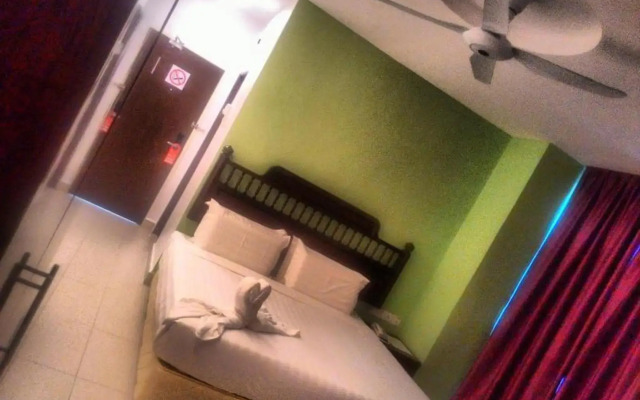 MNY Hotel & Resort