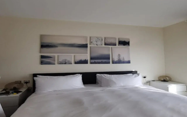 Al Manzil Residence & Suites