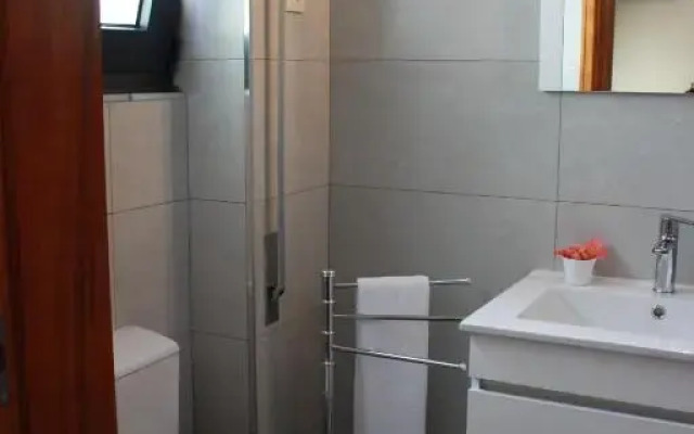 Graciosa Guest House