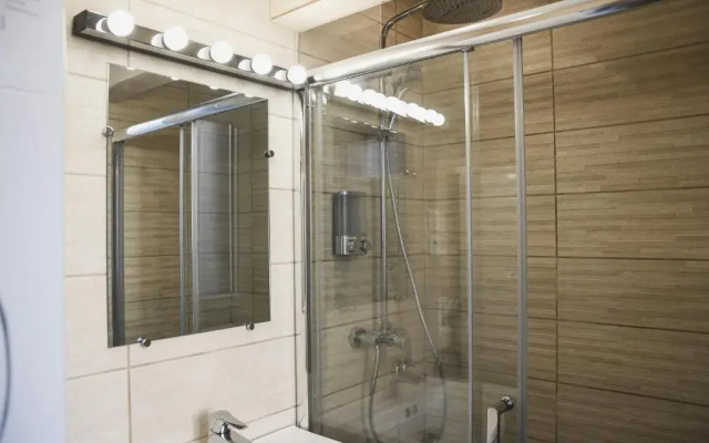 Monkey 2 SALLES DE BAIN hypercentre 6 pers