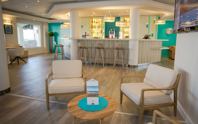 Mercure Thalasso and Spa Port Frejus
