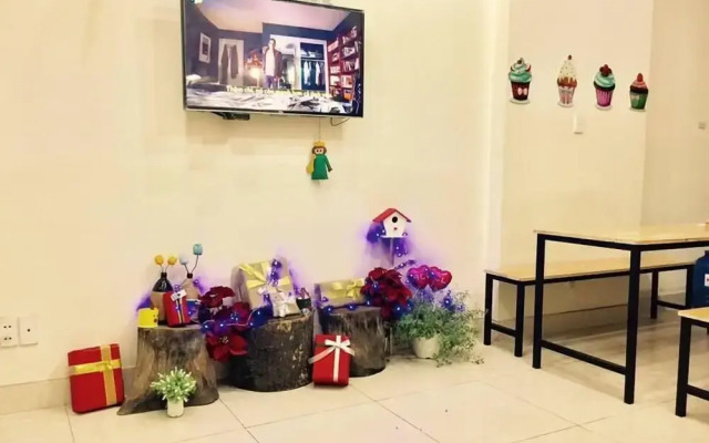 Dreambox Oxeraak Tan Binh - Hostel