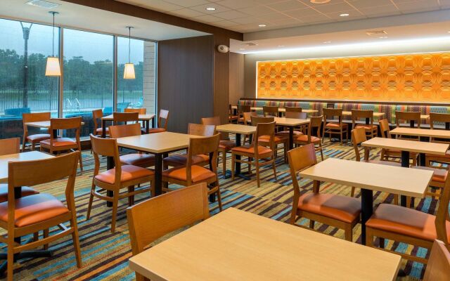 Fairfield Inn & Suites by Marriott Orlando East/UCF Area