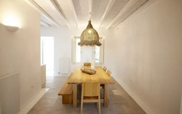 Mykonian Icon Villa