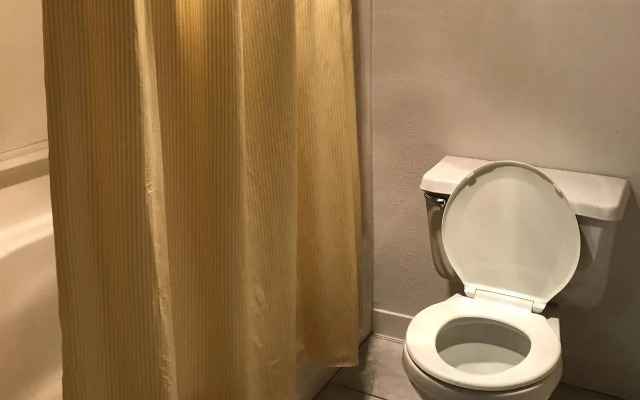 Americas Best Value Inn Champaign