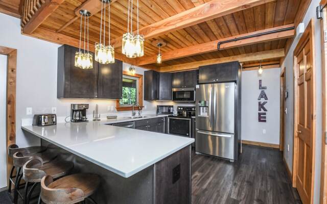 Mountain Crest Villa House