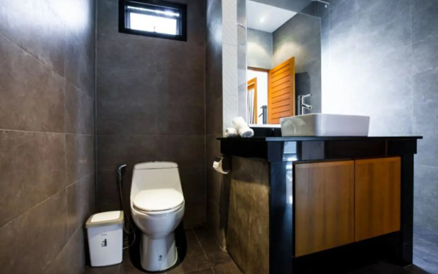 Emotion 2 Villa by Jetta