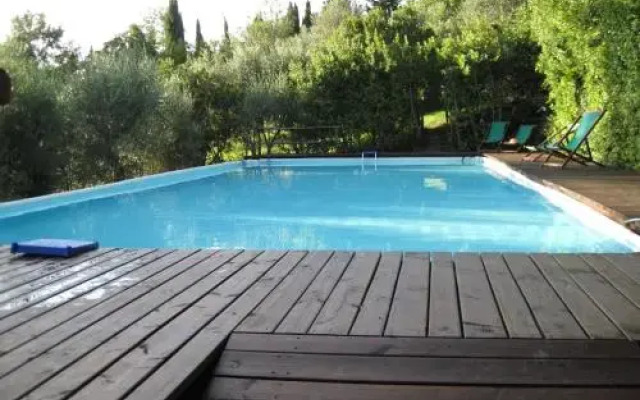 Fattoria Il Leccio Independent Apartment on Florence Hills