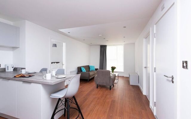 Lovely 2 Bed City Centre Apartment