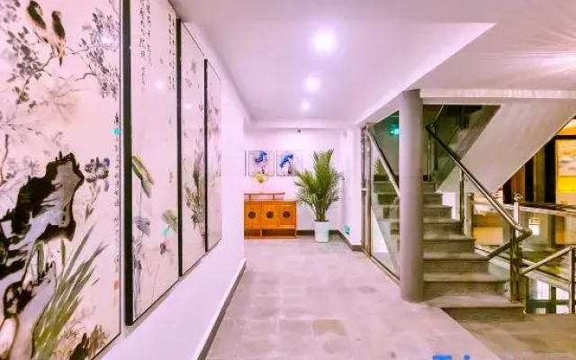 Home-Like Garden Inn