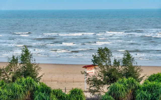 Viceroy Beach & Spa Resort