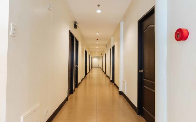 RedDoorz Plus @ EDSA Congressional