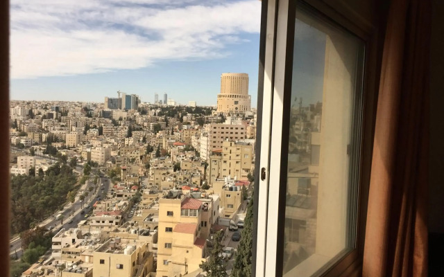 Zaina Plaza Hotel