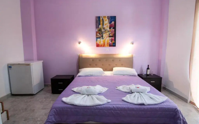 Rizos Studio Sarakiniko