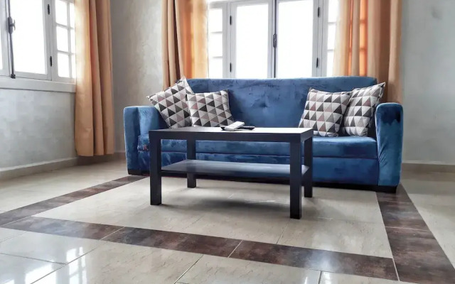 Amwaj Hotel