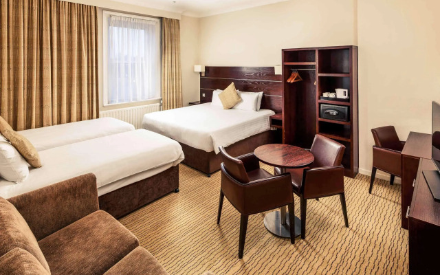 Mercure Maidstone Great Danes Hotel