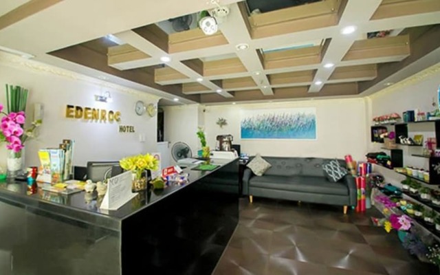 Eden Roc Hotel