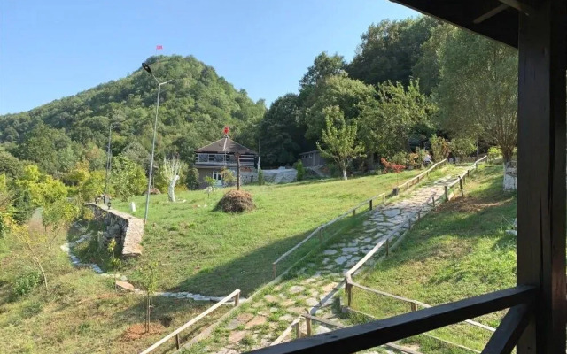 Sakli Cennet Esadiye