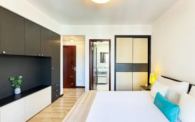 Tyms 2BR 2BA Apt Near MetroCity Line 1 9