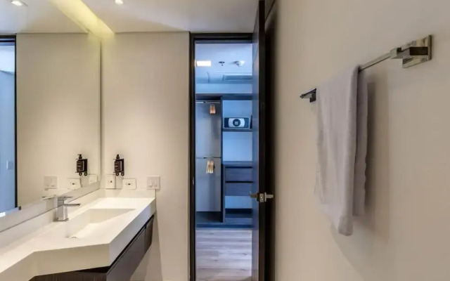 Homey Loft in San Patricio