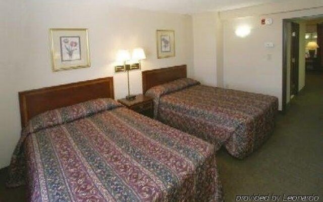 WyteStone Suites Potomac Mills