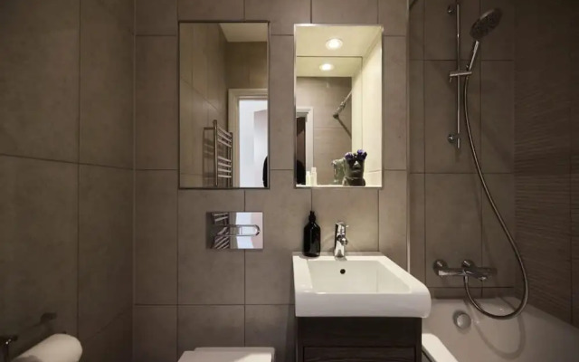 The Harlesden Place - Modern 3bdr Flat With Balcony