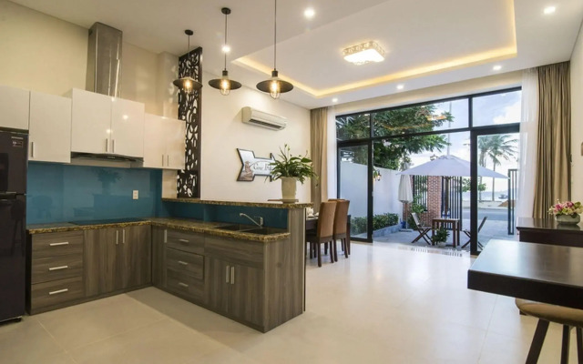 Aloha Beach House
