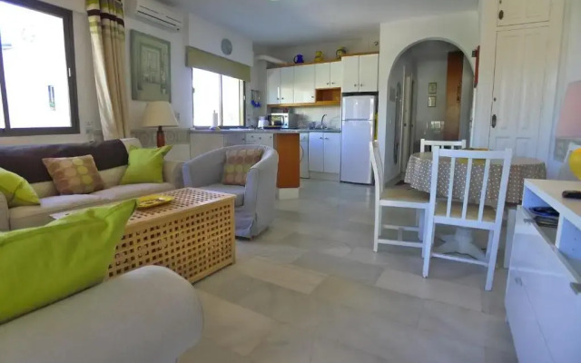 Carabeo 99 - Sleeps 4