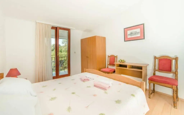 Apartments Pino 106