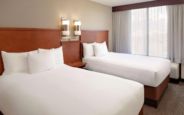 Hyatt Place Ontario / Rancho Cucamonga
